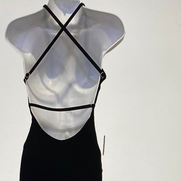 BOMBSHELL GYM SCULPT BLACK BODYSUIT - Picture 4 of 6